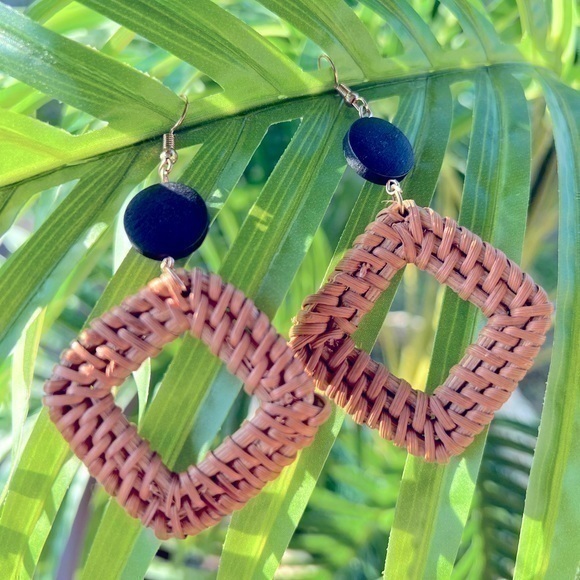 Rattan Square Drop Fashion Earrings - Picture 1 of 10